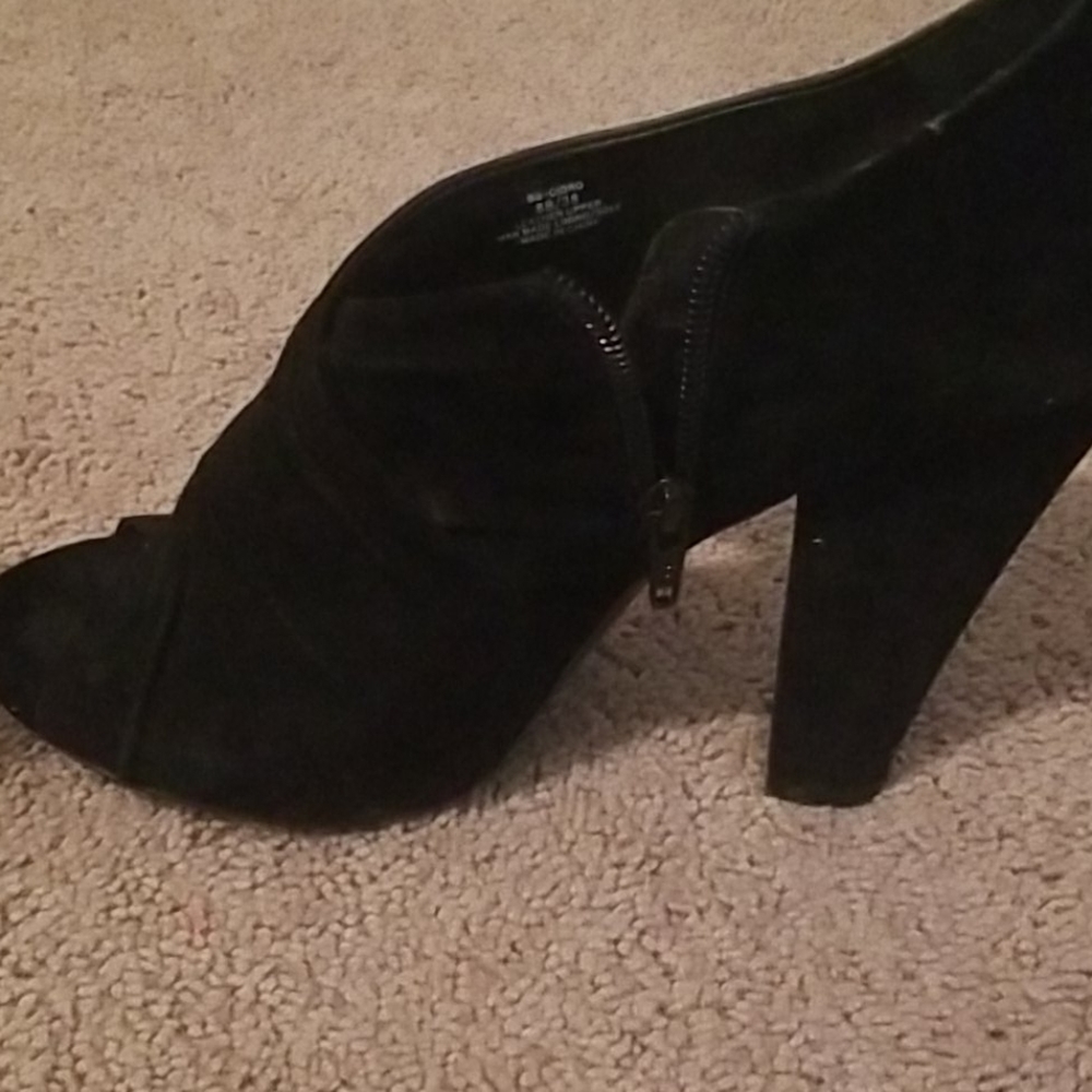 Booties - Picture 3 of 4